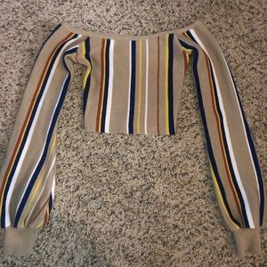 Off the shoulder long sleeve crop top